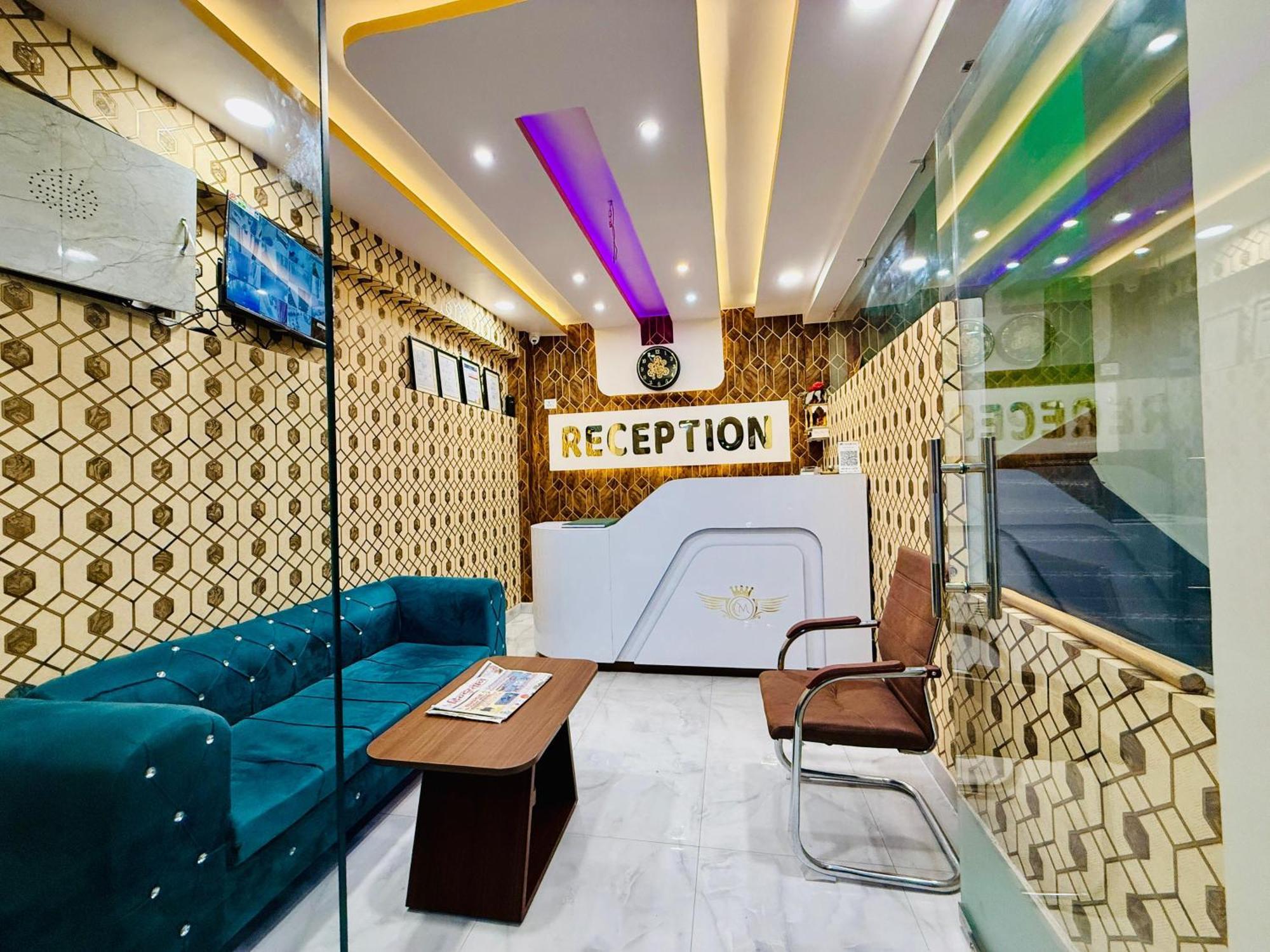 Hotel Golden Crystal Patna  Esterno foto